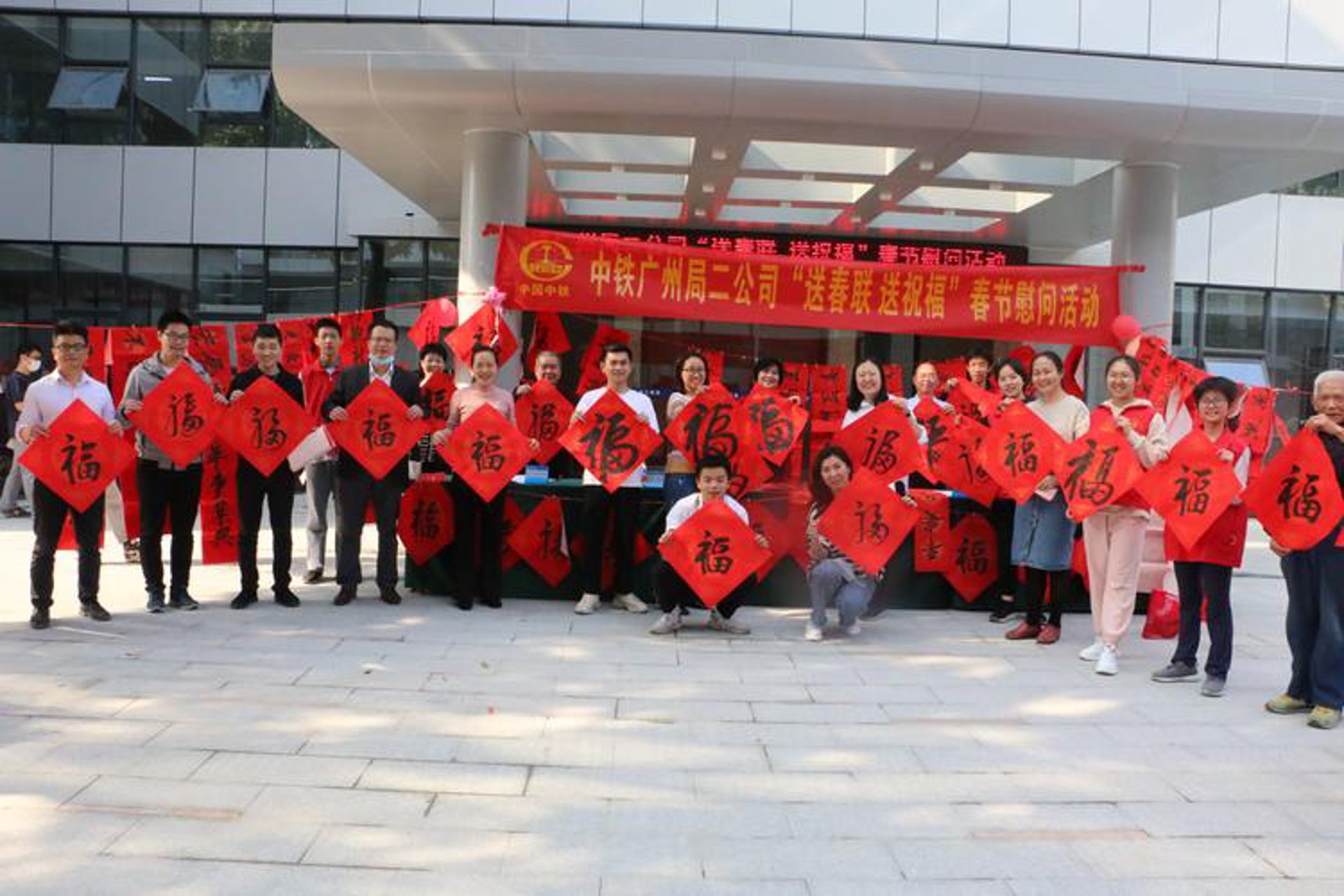 哇丽服装网店